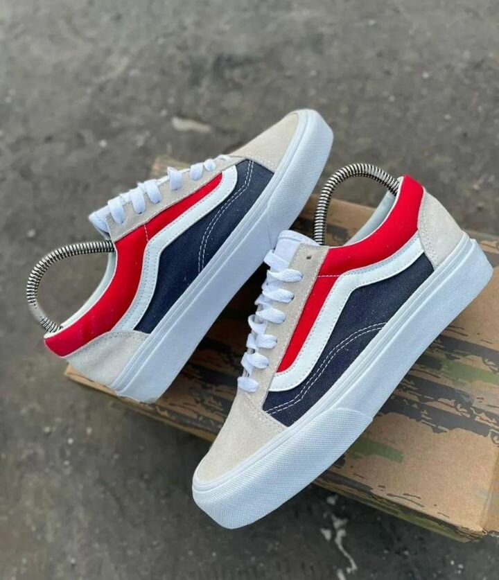 VANS AUTHENTIQUE