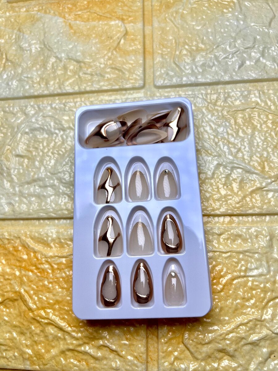 Faux Ongles / Press On Nails