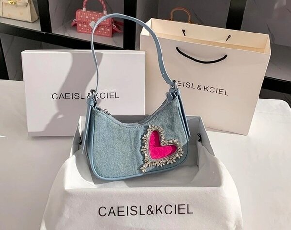 Новая стильная сумка