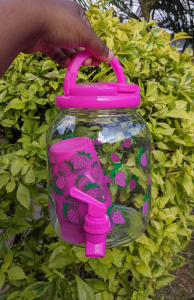 Portable juice jug with a dispenser rose