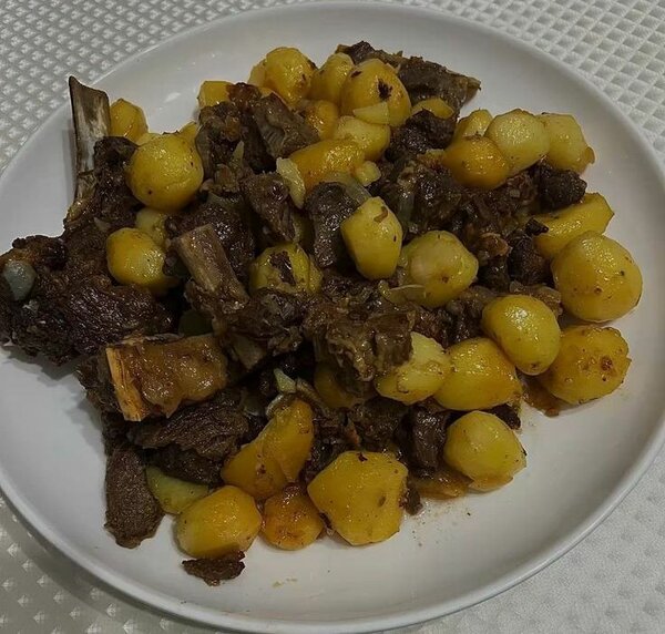 PORC SAUTÉ AUX POMMES DE TERRE