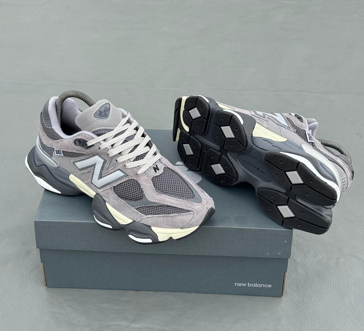 New Balance Sneakers Gris