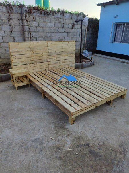 Pallet Bed