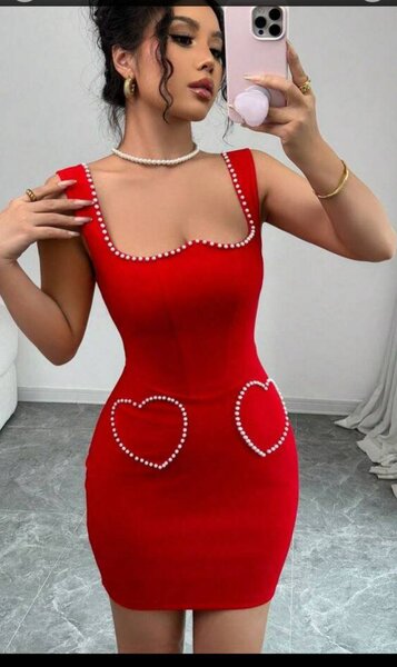 Robe SHEIN avec cœurs