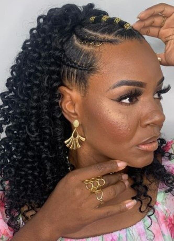 Postiche kinky curly