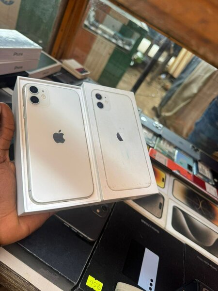 iPhone 11
