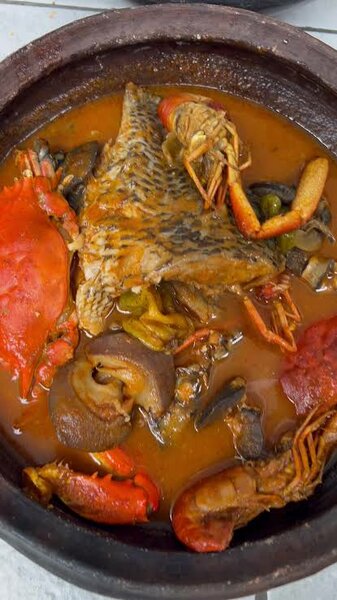 Soupe épicée aux fruits de mer