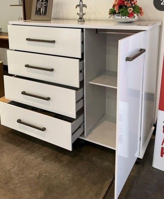 Commode blanche moderne