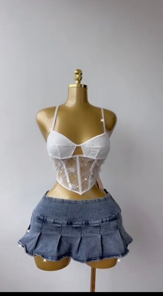 Corset élégant en similicuir