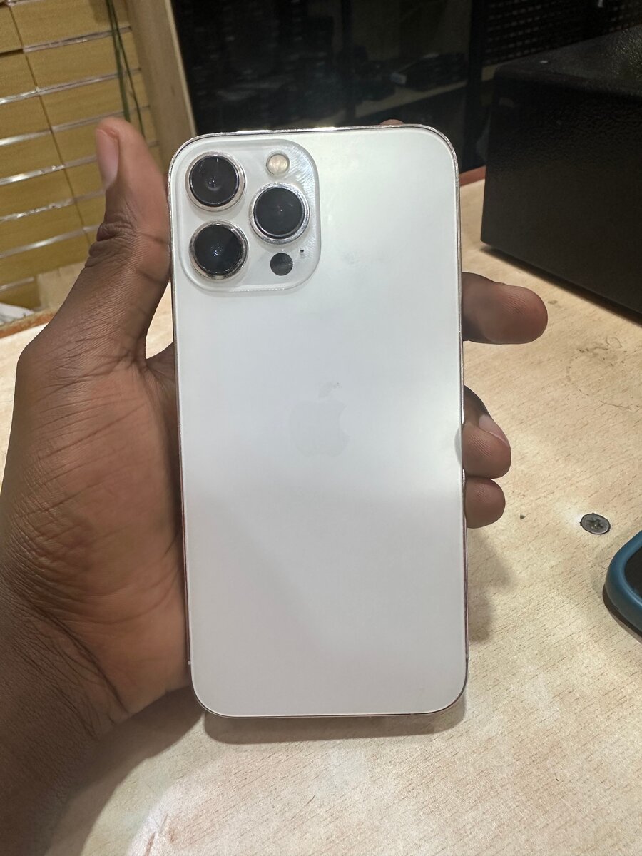 iPhone 13 Pro Max Blanc