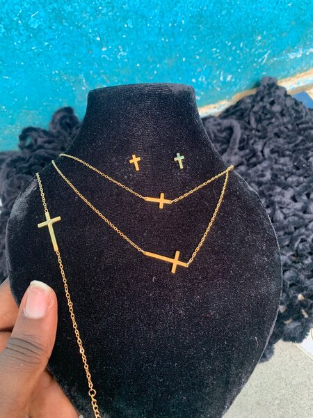 Ensemble Bijoux Coeurs et Croix