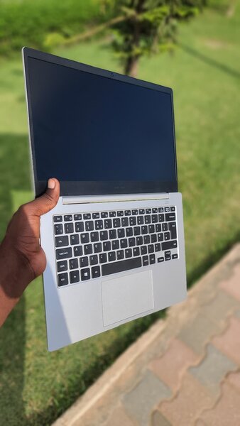 Samsung Galaxy Book Go