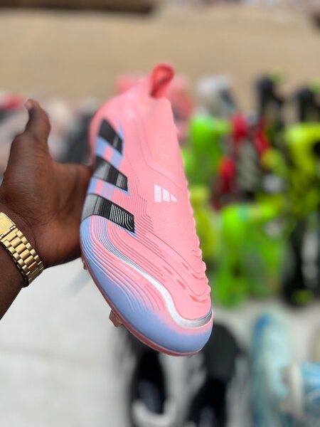 Chaussures de Football Dynamiques