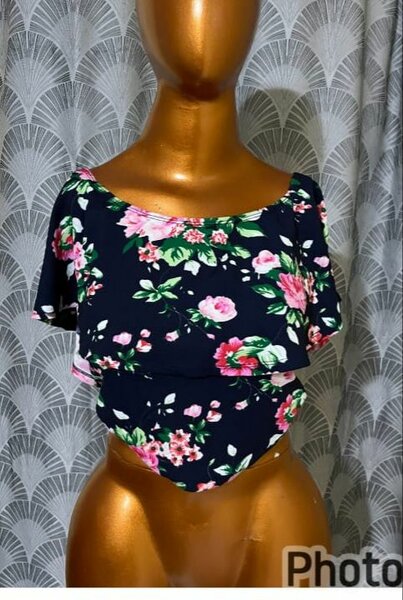 Maillot de bain fleuri femme