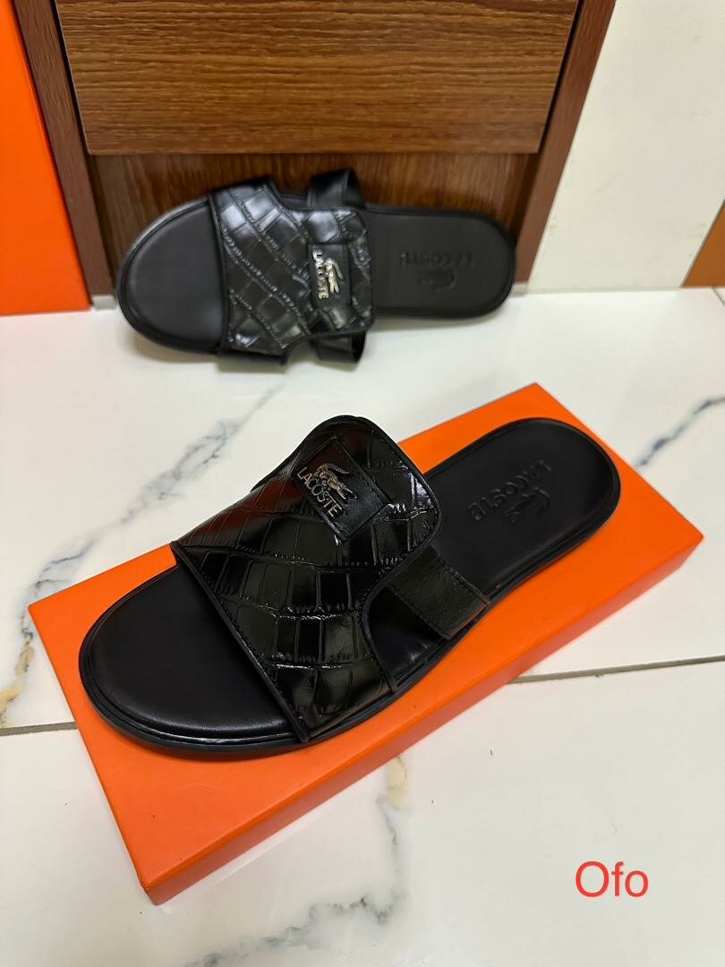 Sandales noires élégantes