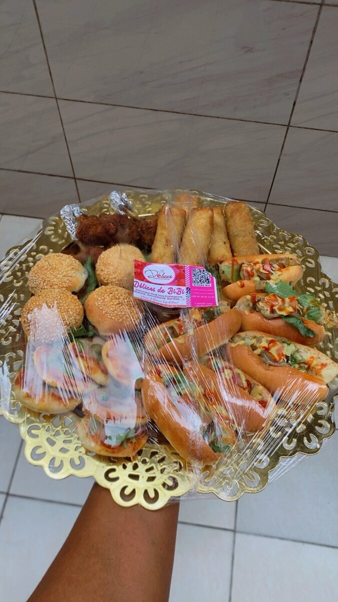 Assiette de snacks assortis