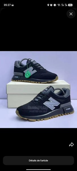 Chaussures de sport modernes