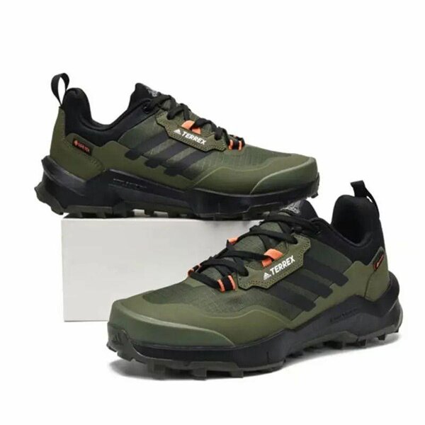 Chaussures adidas