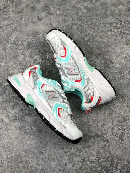 Baskets New B Légère 740 & S30