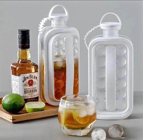 Ice cube making bottle