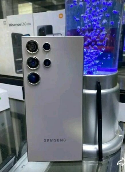 Samsung C22