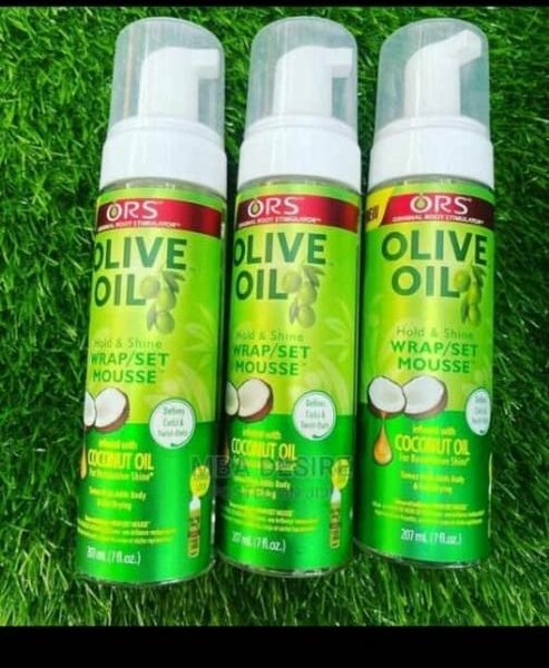 Mousse coiffante Olive