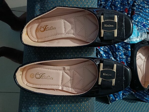 Ballerines élégantes noires