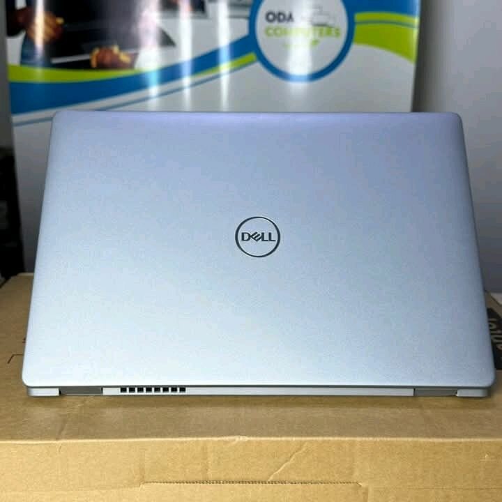 HP et Dell Ordinateurs Portables