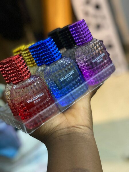 New parfums Valenteno