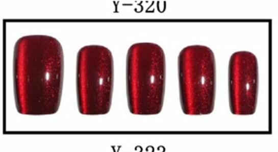 1 boite de faux ongles