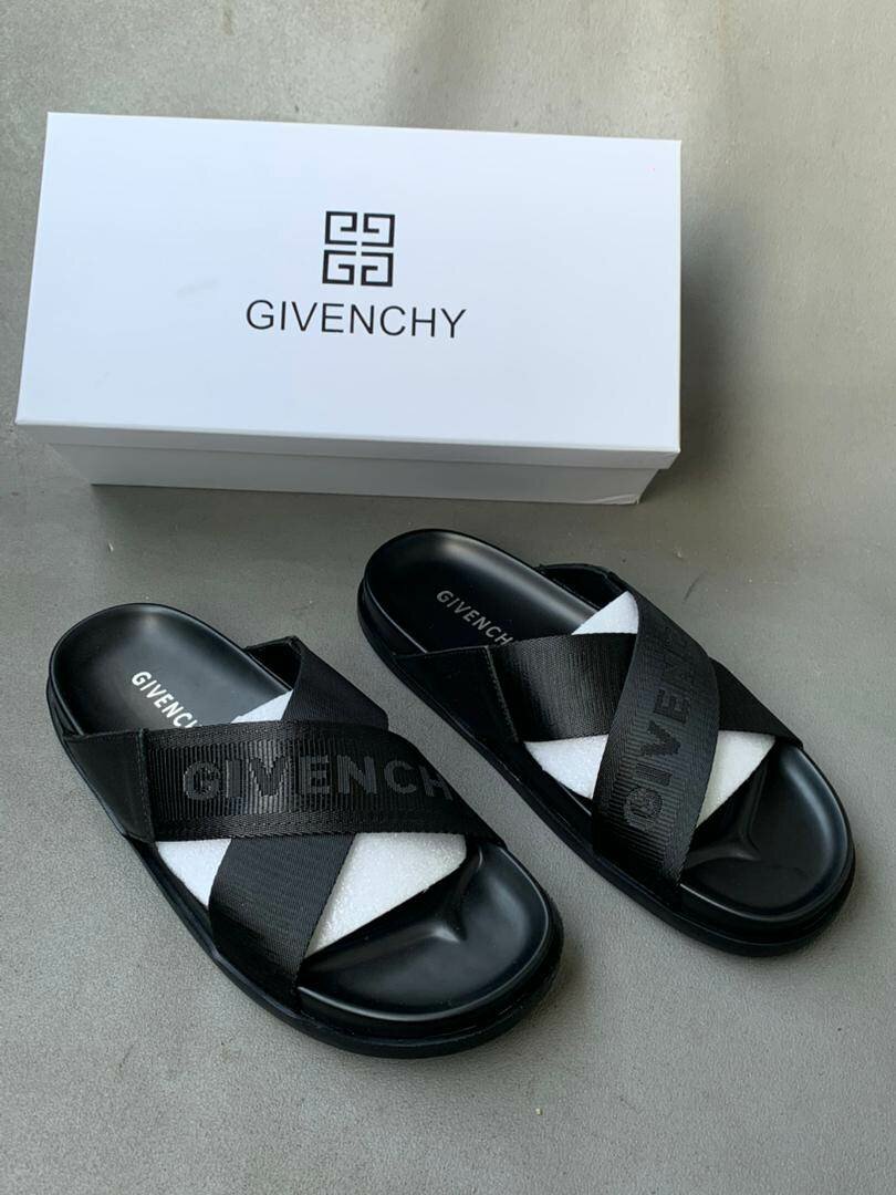 Sandales de marque élégantes