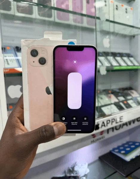 iPhone 13 simple Rose