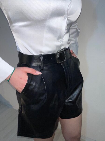 кожаные шорты