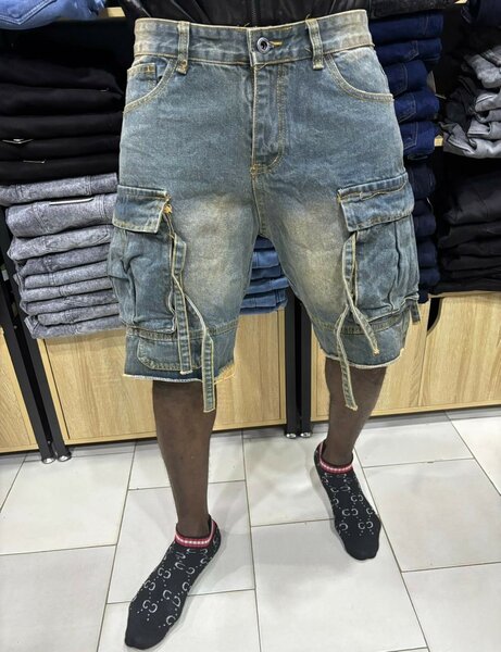 Short cargo en jean pour homme