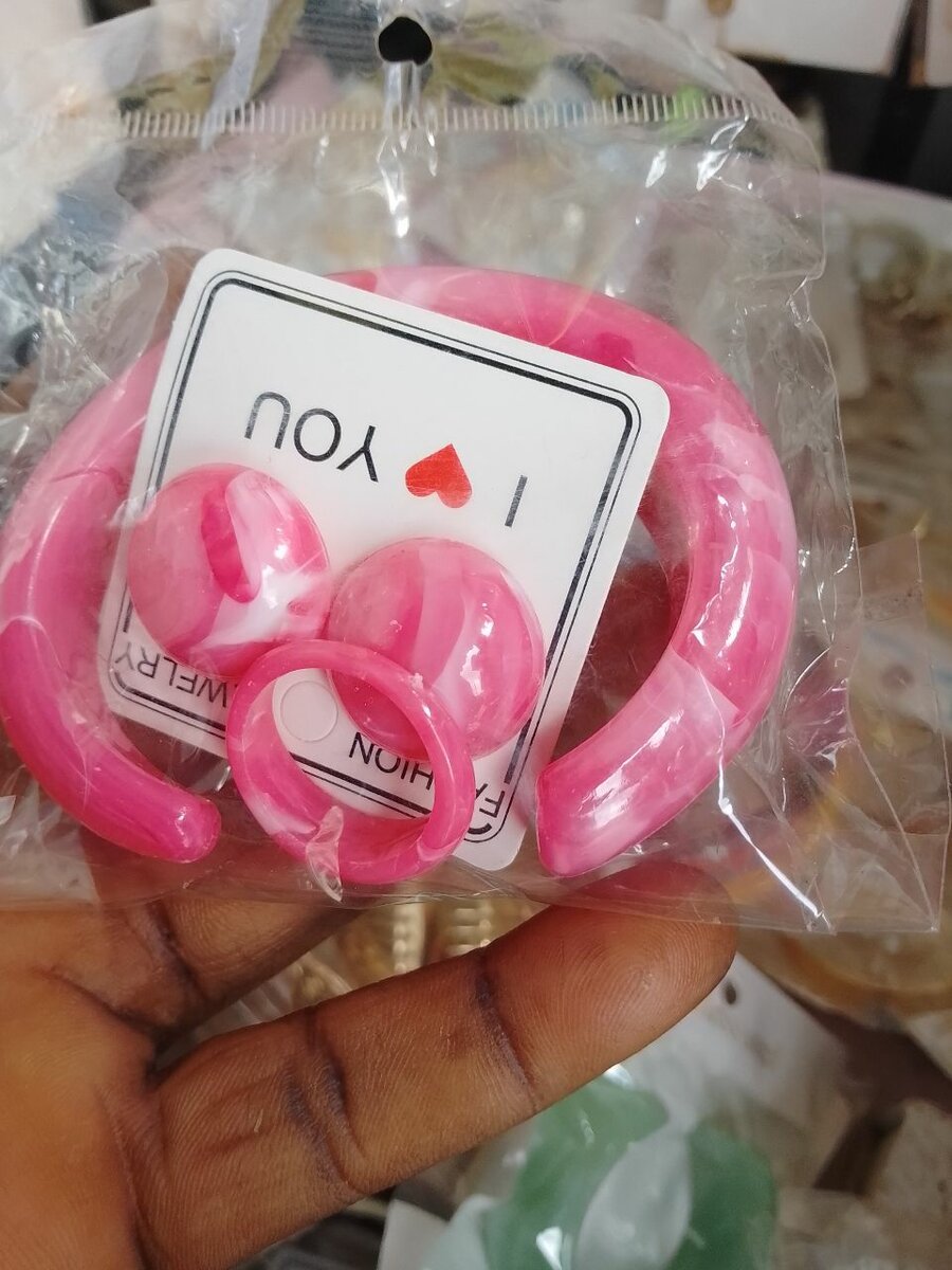 Ensemble de 3 bagues en plastique rose