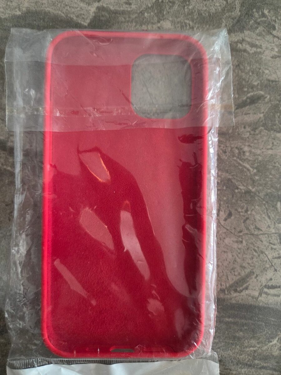 Coque rouge pour iPhone 12