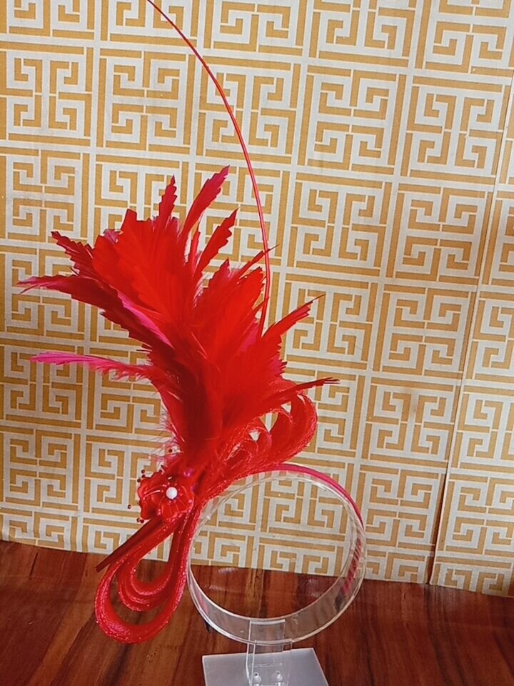 Red fascinator