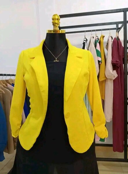 Blazer jaune élégant