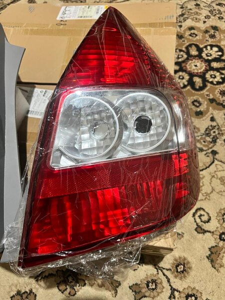 Комплект стоп-сигналов на Honda Fit/Jazz