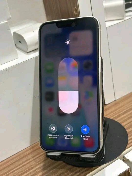 iPhone 13 blanc 128go