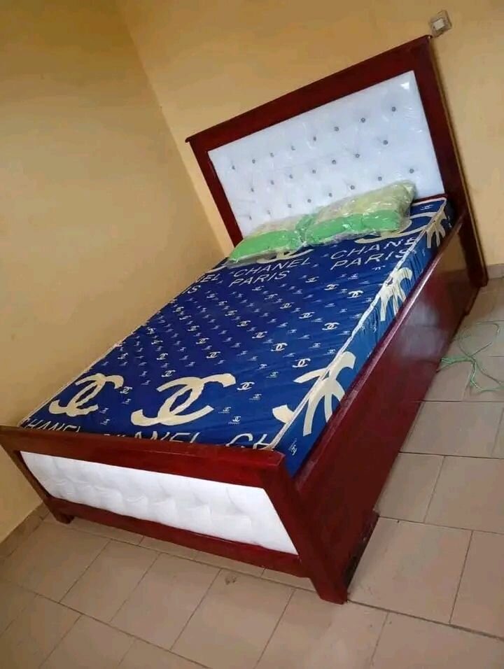 Lit Double Moderne Élégant