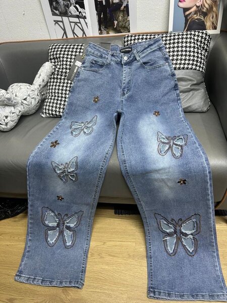 Jeans brodés tendance