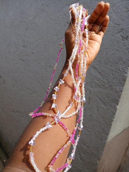 Collier perlé africain