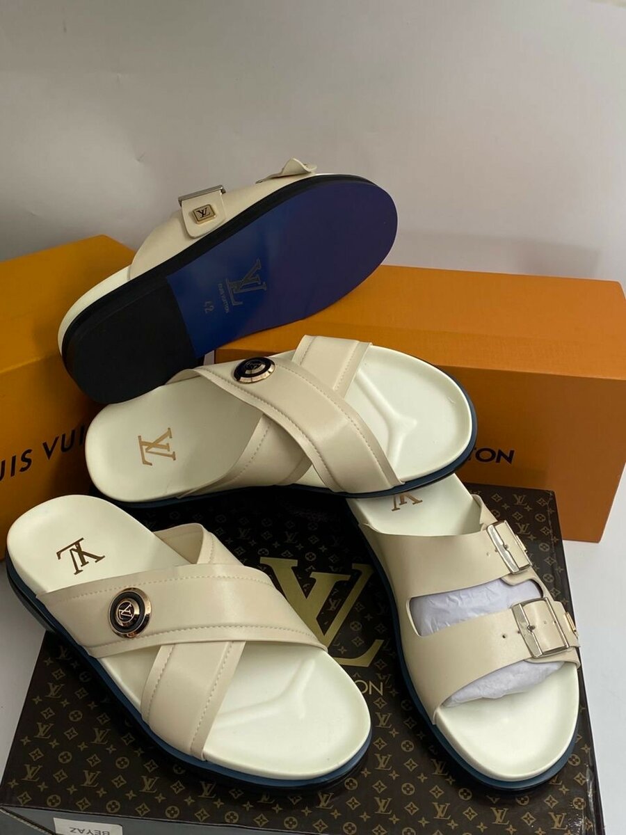 LOUIS VUITTON SLIPPERS