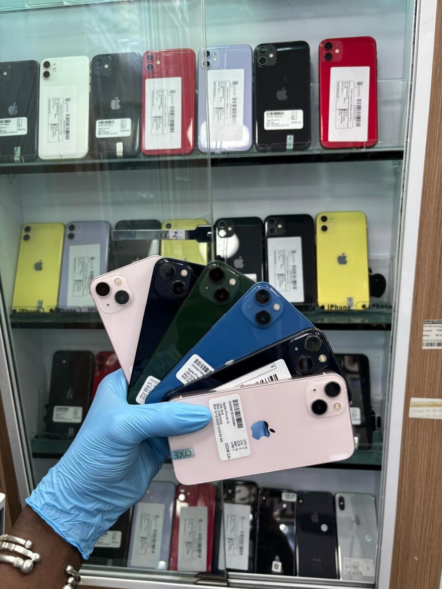 iPhone 13 simple 128Giga Casi