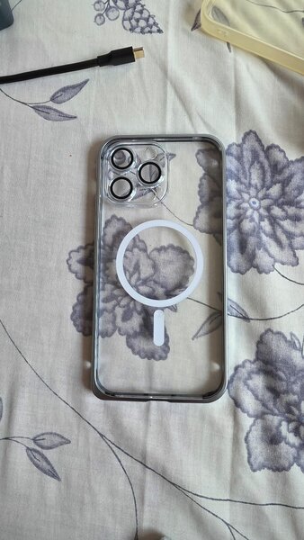 iPhone 14 Pro Max Magnet Case