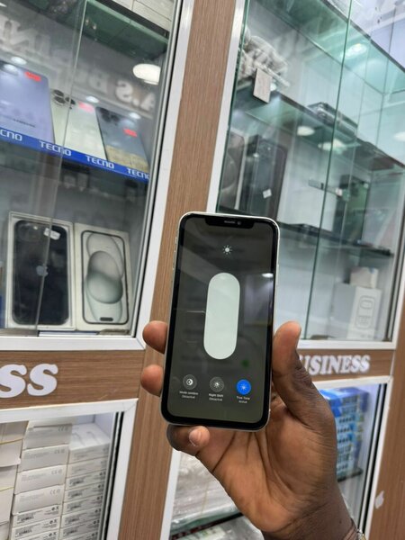 iPhone 11 Blanc 64Go