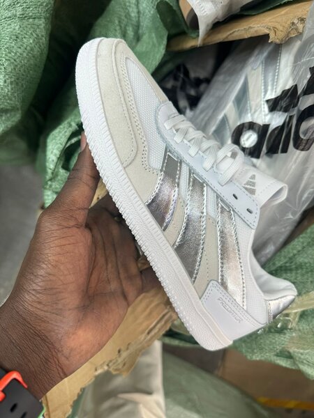 Chaussures de sport Adidas Samba