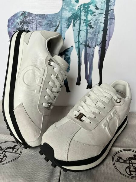 Women's CHCH sneakers made of genuine leather, white