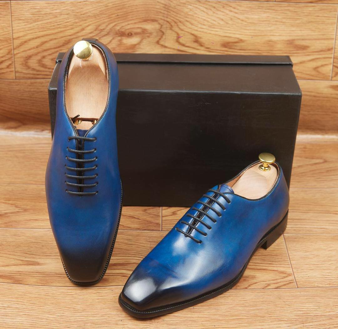 Chaussures habillées en cuir élégant